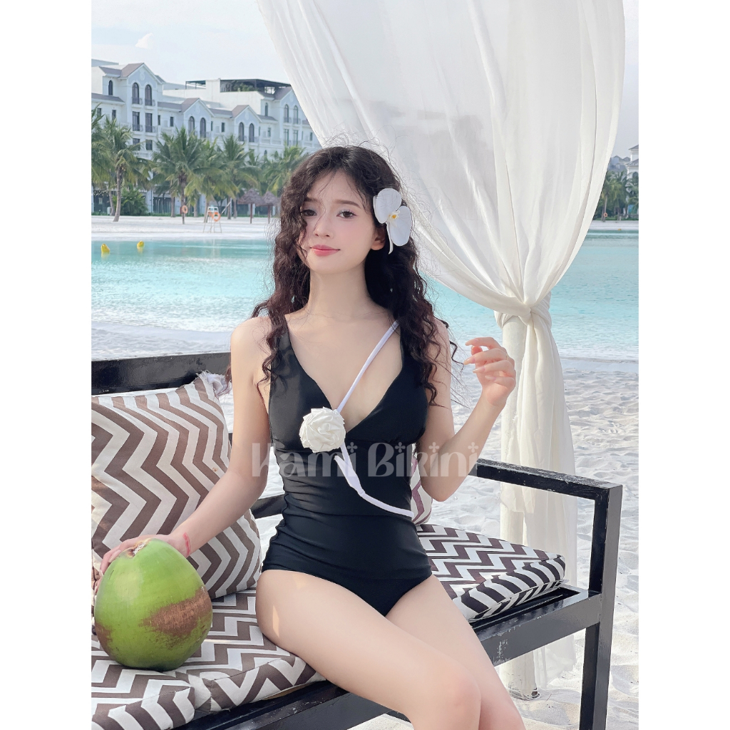 Bikini đi bơi liền thân ngọc nữ đính hoa hồng trắng kiểu Pháp, bikini đi biển sang chảnh sexy Freesize 50kg - M16 | BigBuy360 - bigbuy360.vn
