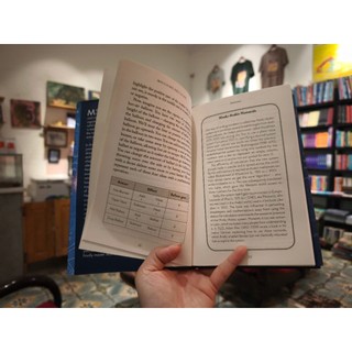 Sách - Maths In Bite-Sized Chunks by Chris Waring - English Book/ Maths - Science - Ngoại Văn