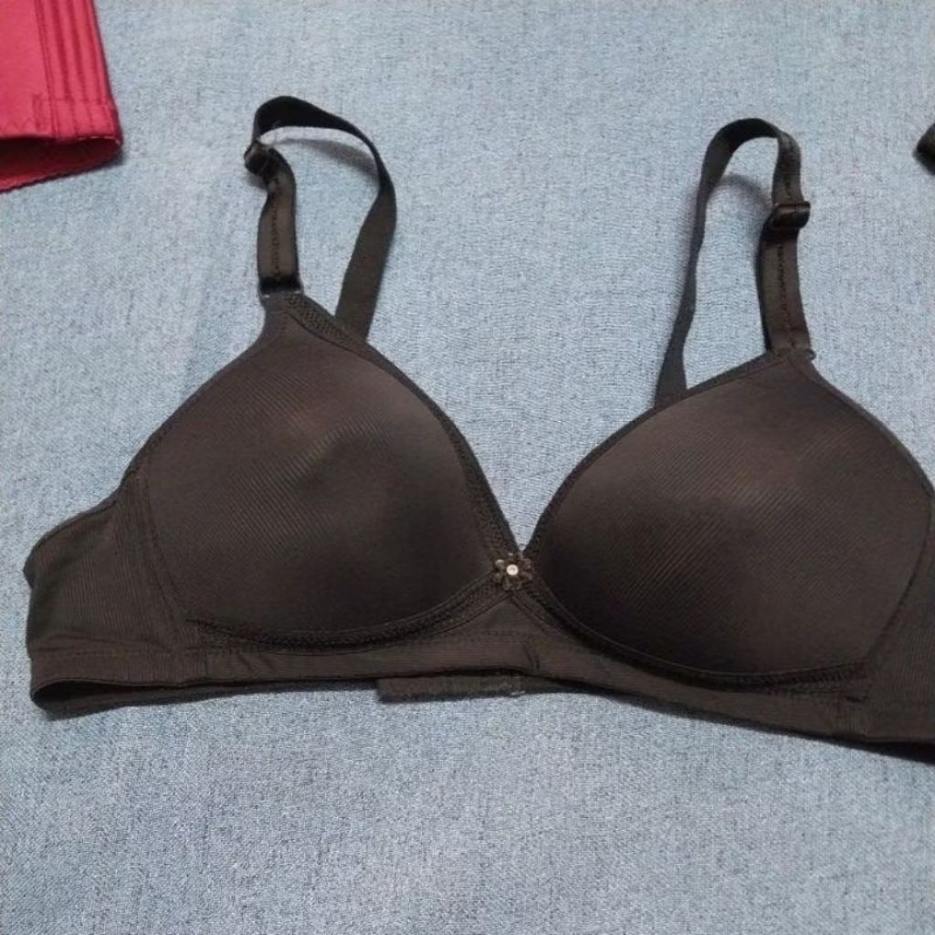 BB02.  Áo ngực không gọng có must mỏng size 34