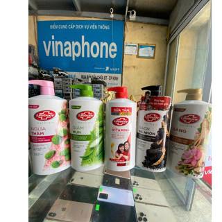 Sữa Tắm Lifebuoy 800gr Detox Sạch Sâu Khỏi Bụi Mịn Pm2.5