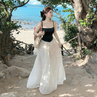 Set váy nữ đi chơi mùa hè xinh, set áo tăm lạnh 2 dây đen có mút ngực phối chân váy tơ dáng xòe dài kèm dây hoa nhẹ nhàg