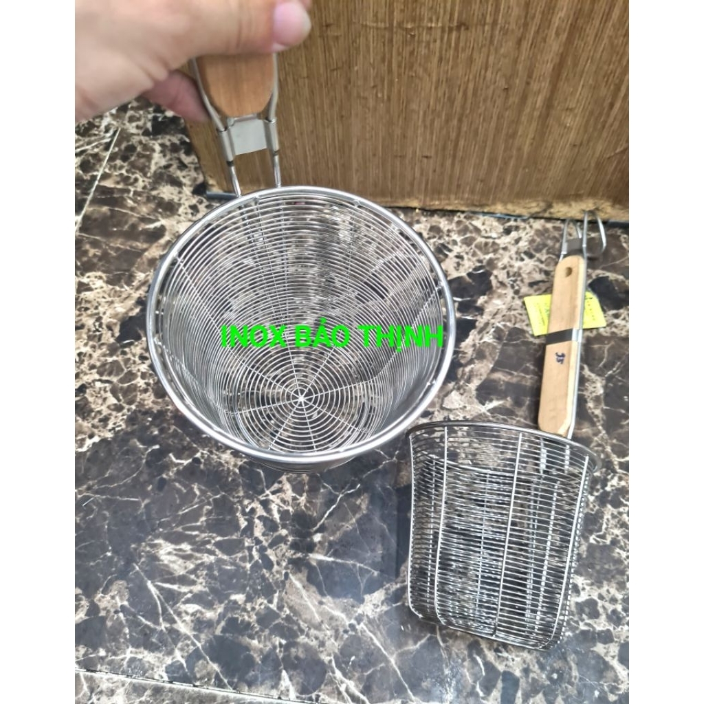 Vợt trụng hủ tiếu Loai 1