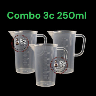 Ca nhựa 250ml có chia vạch định mức và có quai cầm tay siêu tiện lợi trong pha chế