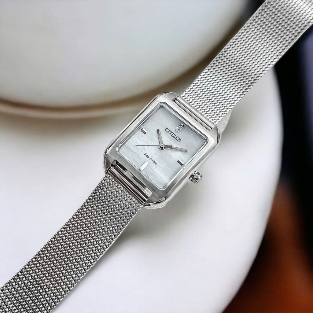 [Chính Hãng 100%] Đồng Hồ Nữ Citizen Pin Eco-Drive EM0491-81D (0491) Máy Quartz (Pin) Kính Sapphiare