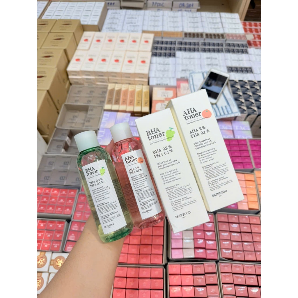 Nước Cân Bằng BHA Nho Mẫu Đơn, AHA Bưởi Hồng SKINFOOD AHA, BHA Toner 200ml