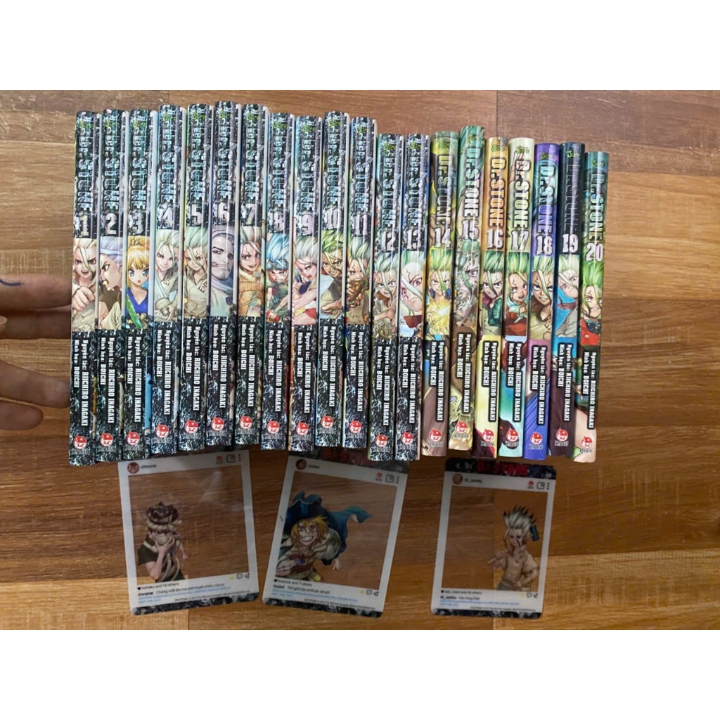 Bộ 20q vở truyen.tranh Dr Stone Drstone tiến sĩ đá Tập 1-20 kèm 3 card