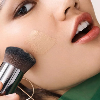 Cọ Trang Điểm Tán Nền Kabuki 112
