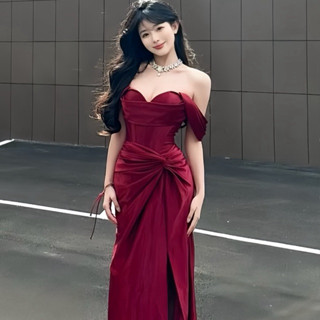 DP5 ĐẦM PHI LỤA ĐỎ XẺ TÀ RỚT VAI ĐI CHƠI, ĐI TIỆC, ĐI ĂN CƯỚI, ĐI SỰ KIỆN, ĐẦM DẠ HỘI, ĐẦM DÀI SANG CHẢNH XẺ TÀ