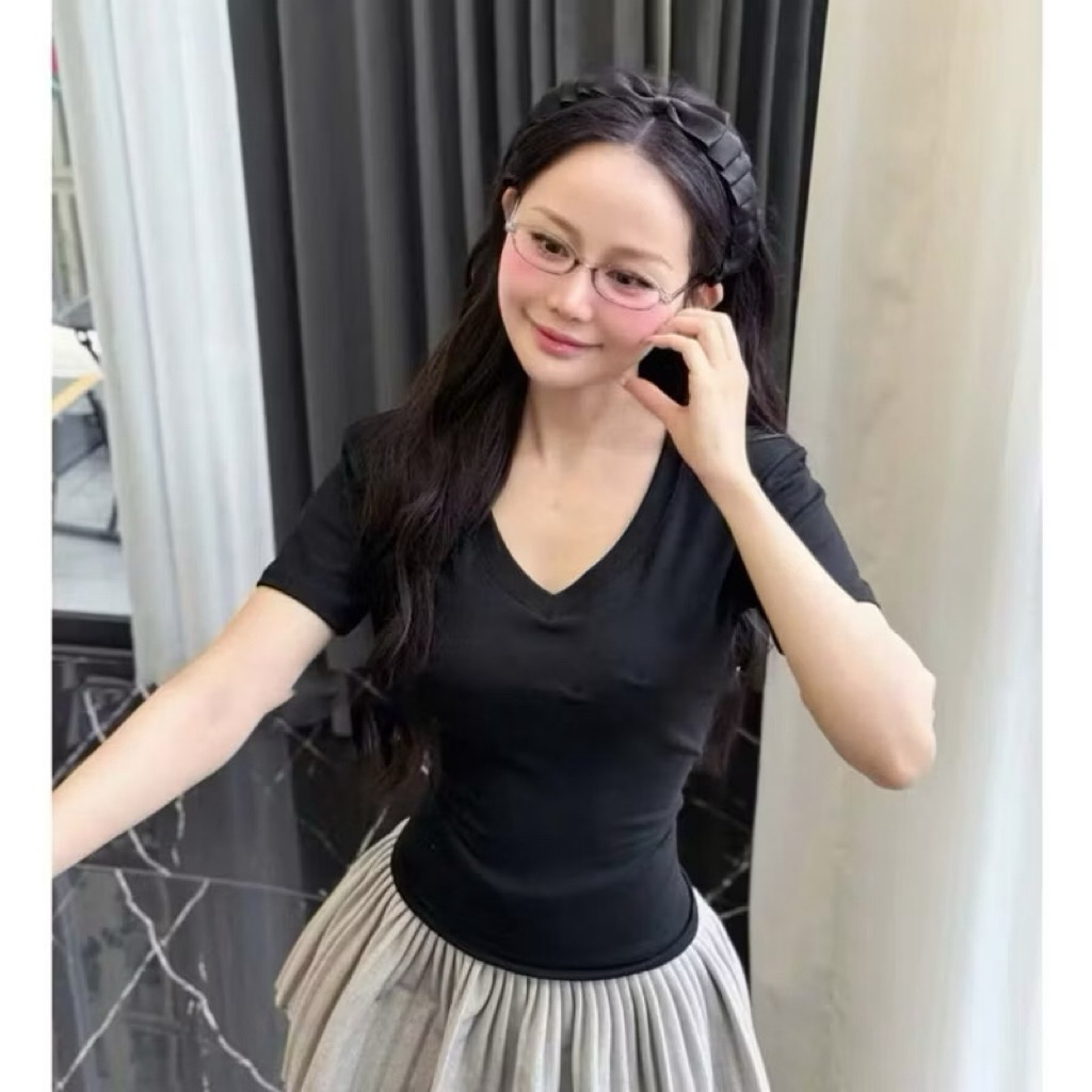 𝑷𝒊𝒏𝒌_𝑺𝒕𝒖𝒅𝒊𝒐//  Áo thun cộc tay cổ tim LM313 chất liệu bozip thoải mái, thoáng mát cho mùa hè năng độ