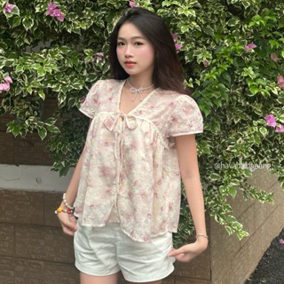 (PB.HAVANA) Áo kiểu AVIE babydoll cổ tim hoạ tiết in hoa phối dây buộc nơ AO554