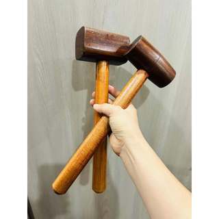 Búa gỗ dùng để đập đóng thủ công, đầu búa làm bằng gỗ nghiến (1 cái)