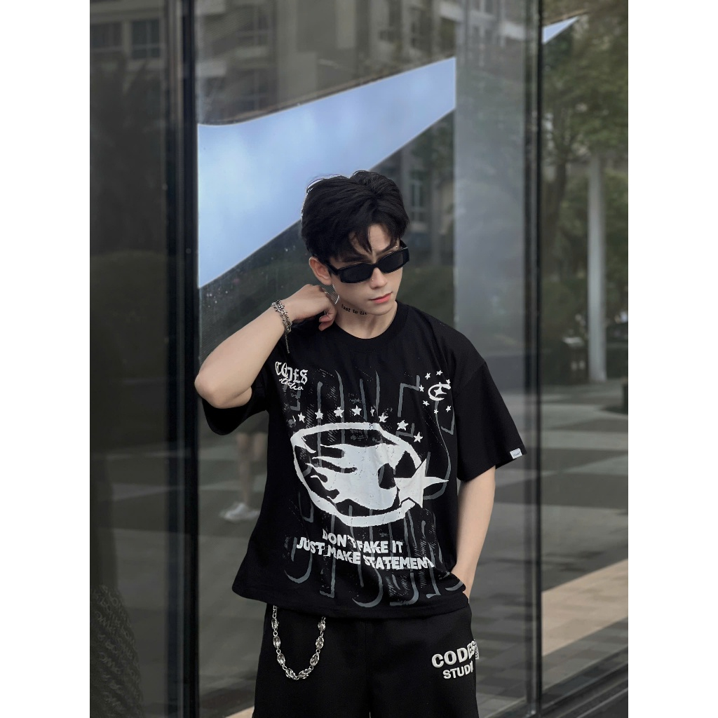 CODES Studio áo thun local brand form boxy dày dặn, họa tiết fisrestar cùng slogan nổi bật, đậm chất