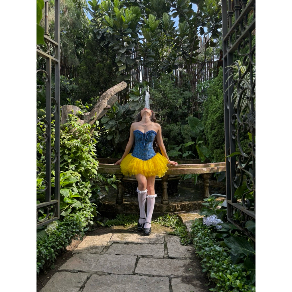 Thanh lý set Bạch Tuyết-Áo + vương miện Hoàng tử