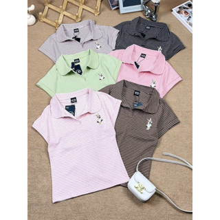 Áo Thun Nữ Polo Cổ Bẻ Phối Sọc Thêu Hình Tay Hến Phom Ôm  ( Mã Polo Sọc tay Hến )