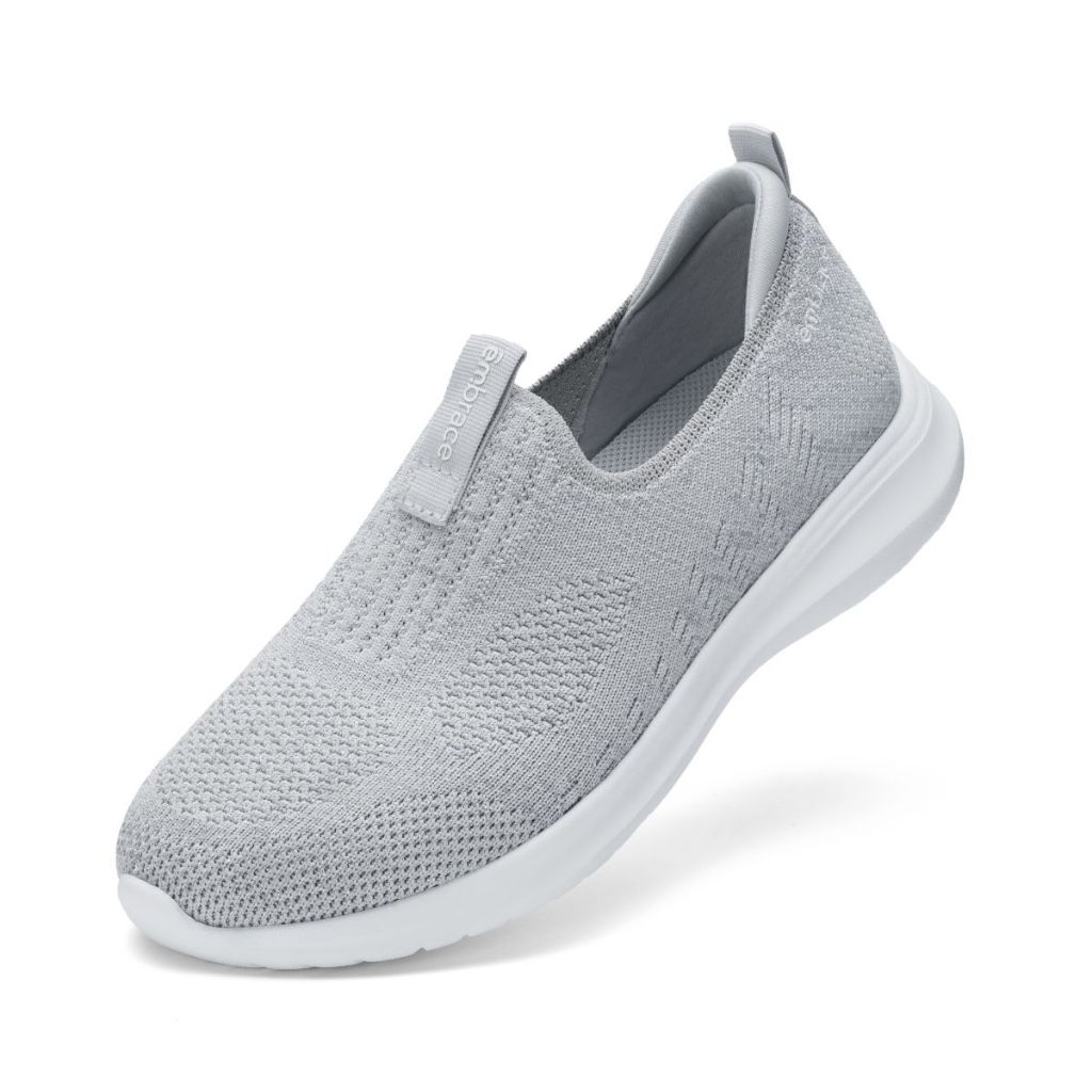 Giày Thể Thao thông dụng Nữ Biti's Êmbrace BSW004800XAM (Xám)