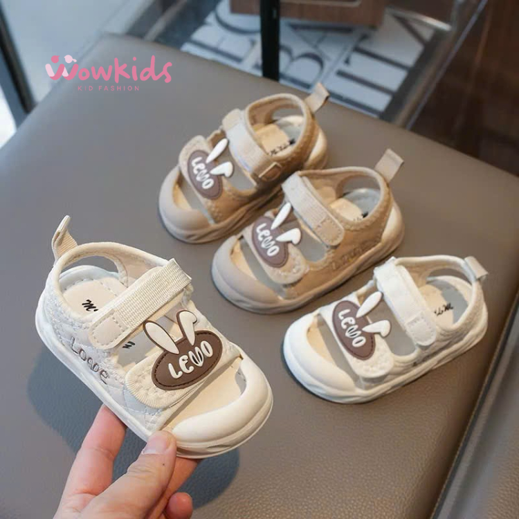 Dép Sandal tai thỏ chữ levo dễ thương cho cả bé trai bé gái, mềm nhẹ êm chân (  926 )