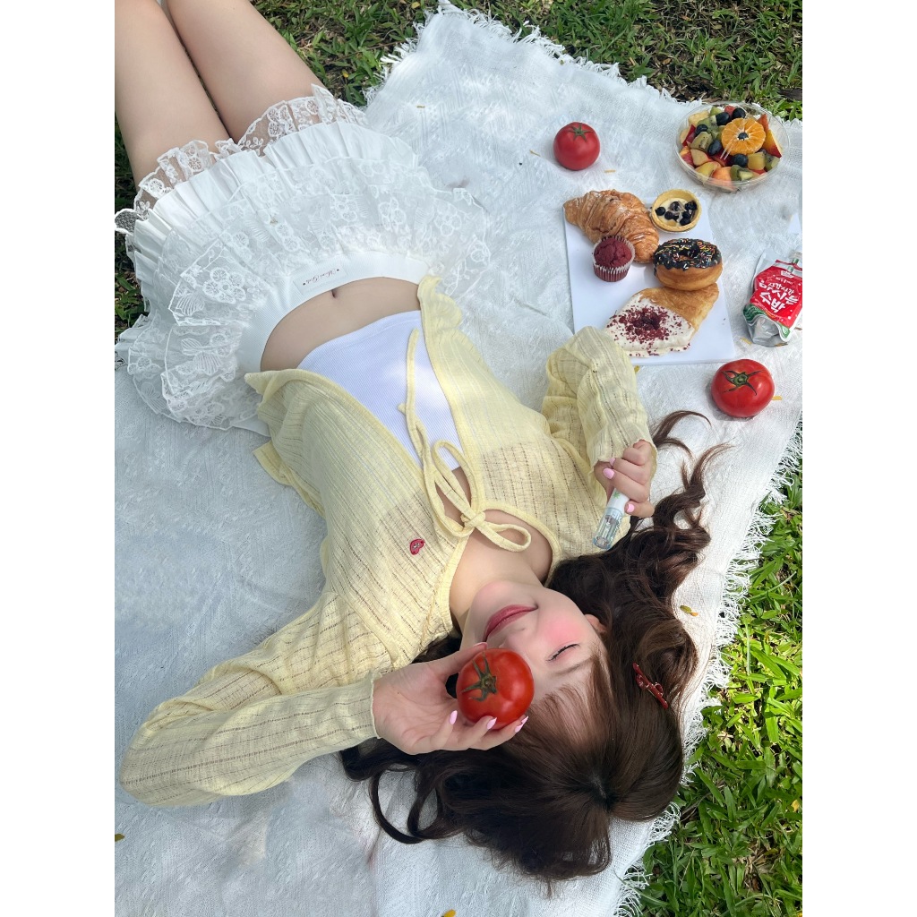 Áo cardigan MONÁ áo khoác nữ mỏng nhẹ trang trí trái tim - LOOPIE CARDIGAN | BigBuy360 - bigbuy360.vn