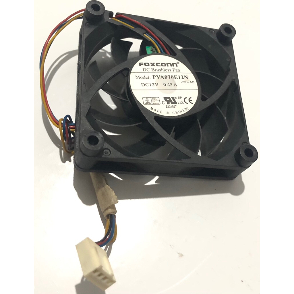 Quạt FOXCONN 7cm 12V 0.45A 4 pin – Tản nhiệt main, case, PSU