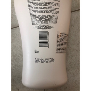 sữa tắm white care 1200ml( chính hãng)