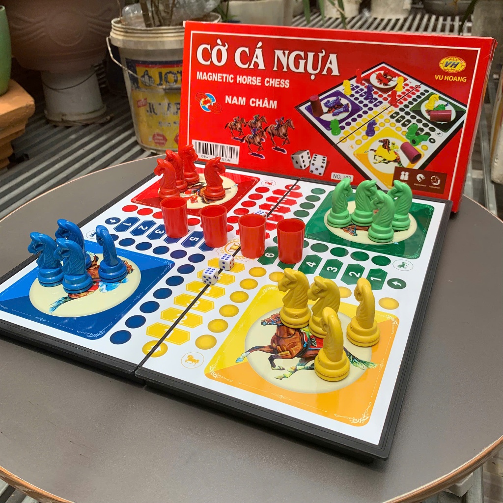 Cờ Cá Ngựa Gắn Nam Châm - Cá Ngựa Truyền Thống Size Lớn 42cm - Chất Liệu Nhựa Cao Cấp Hiệu Vũ Hoàng