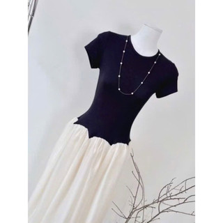 Váy maxi trắng nút bọc xẻ tà( sẵn tại shop)