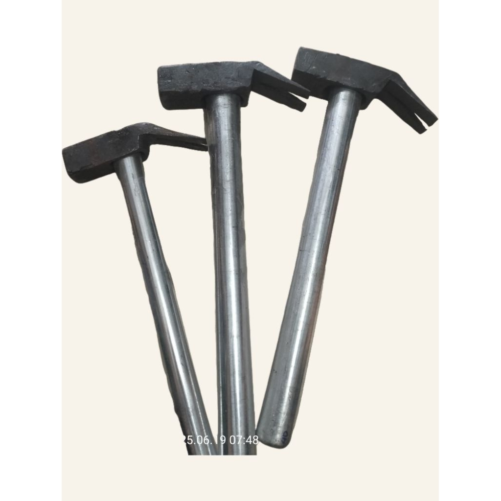 búa cán sắt, búa đóng đinh,búa nhổ đinh,búa cao su hàng thái nguyên