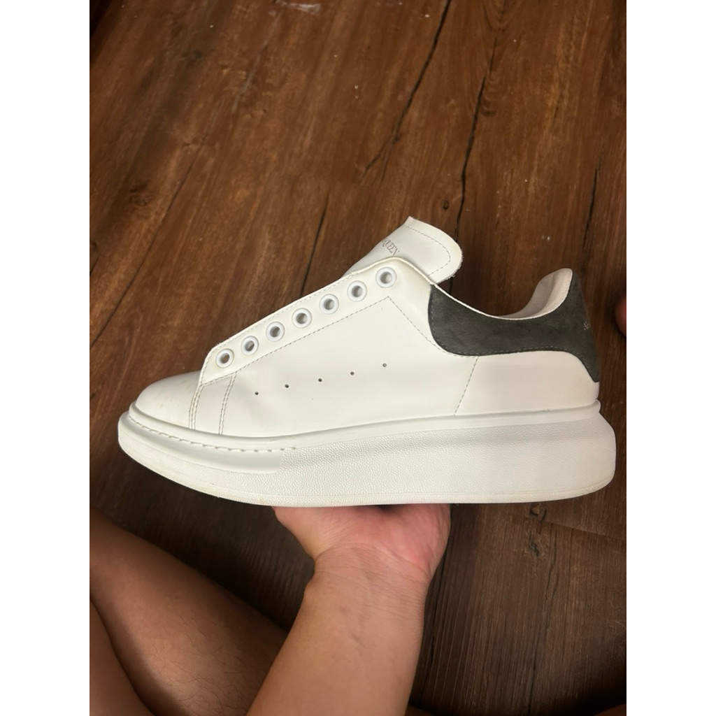 Alexander Mcqueen Oversized Sneaker Size 43