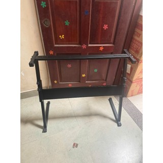 Chân để đàn organ, chân để đàn tranh