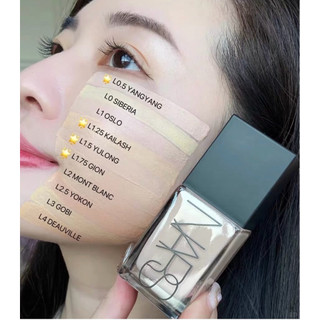 Kem nền NARS Light Reflecting Foundation
