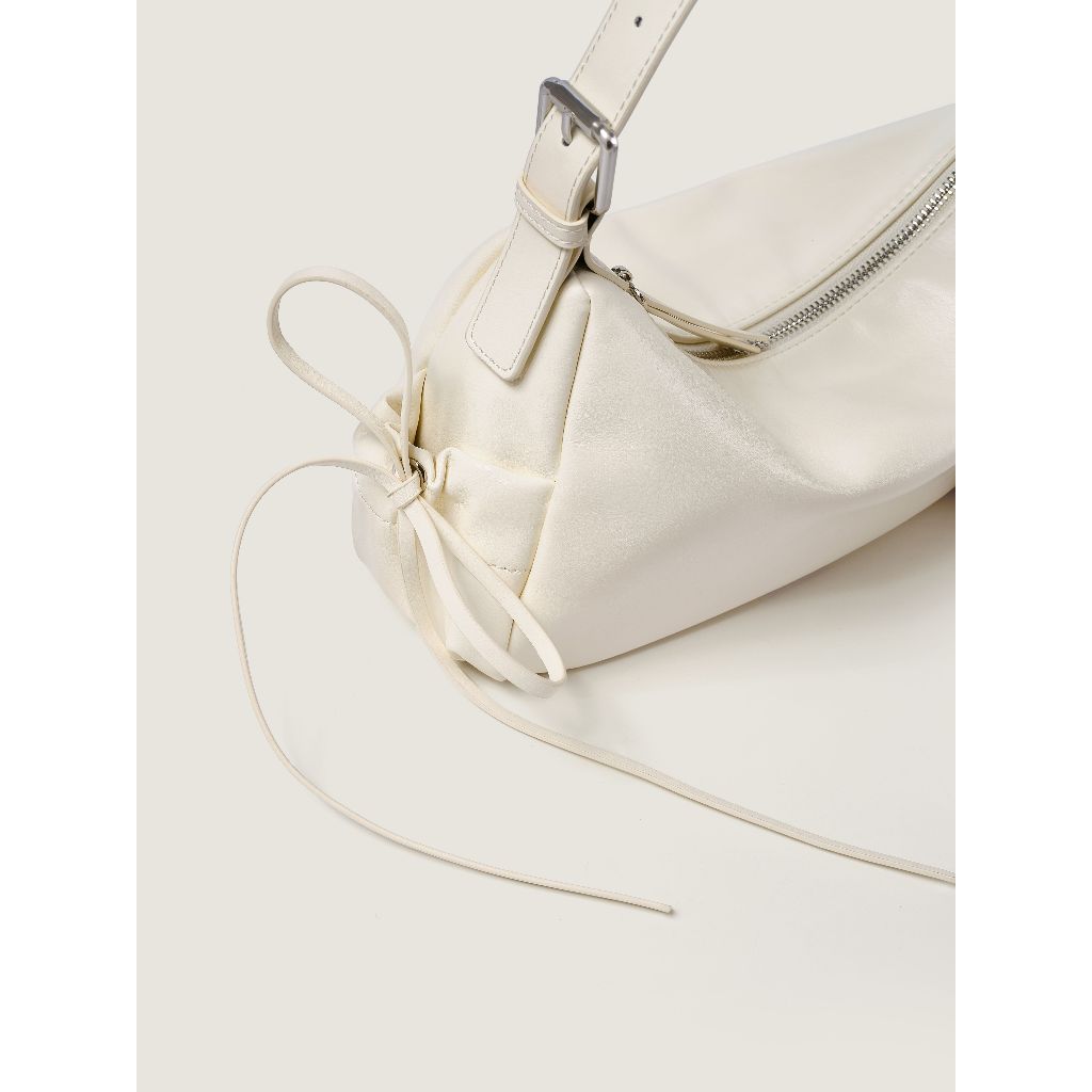 [TÚI LỌ LEM HẠT DẺ] Túi Đeo Vai Cloudy MATE MADE Lọ Lem Da Pu Cao Cấp Size 28 Hợp Đi Làm Đi Chơi Phong Cách Nữ Tính | BigBuy360 - bigbuy360.vn