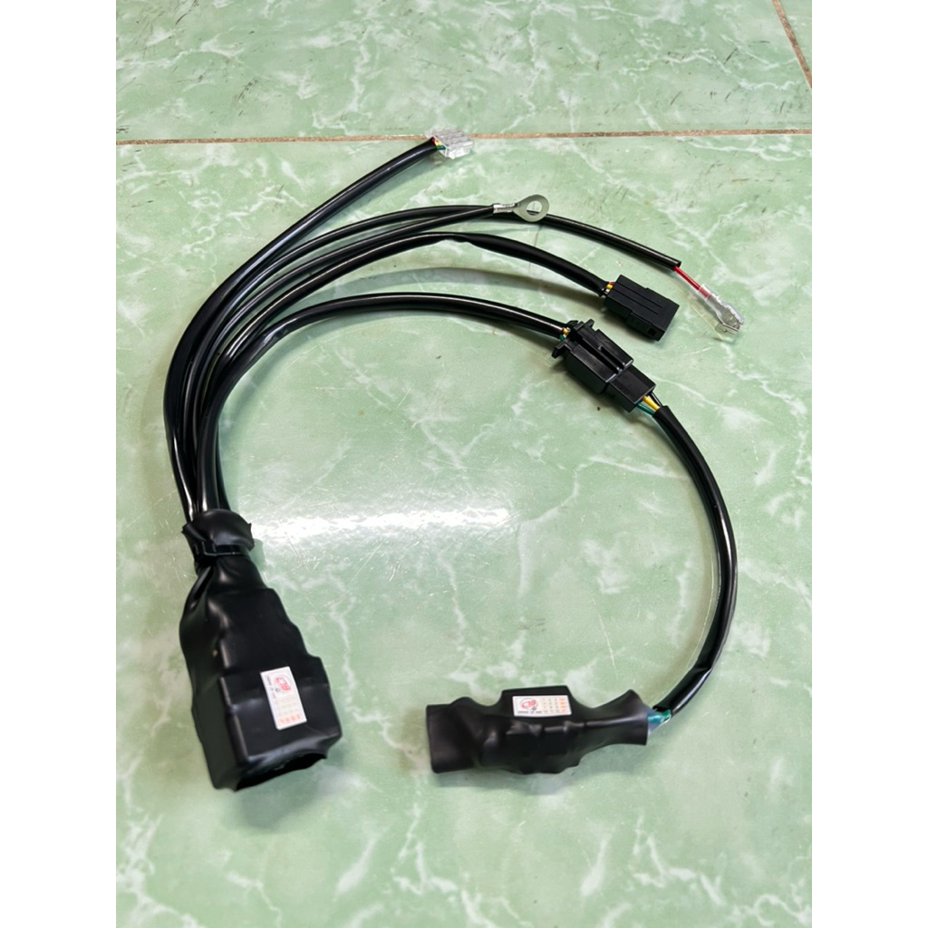 Mạch hazard xinhan cho SH 350i xài công tắc zin theo xe