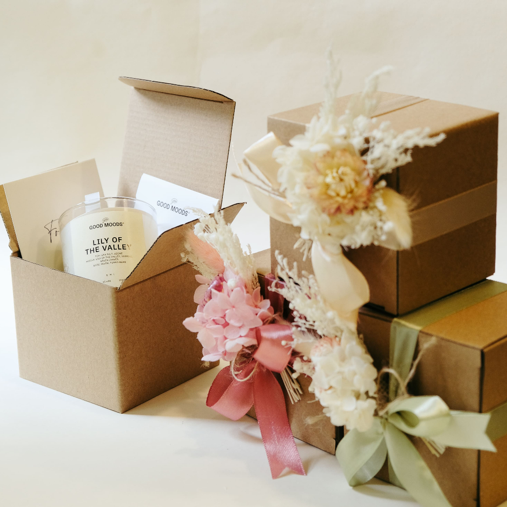 Set nến thơm Blossom - Good Moods, set nến thơm quà tặng ý nghĩa, kèm thiệp và túi đi kèm - Size S 4,25oz