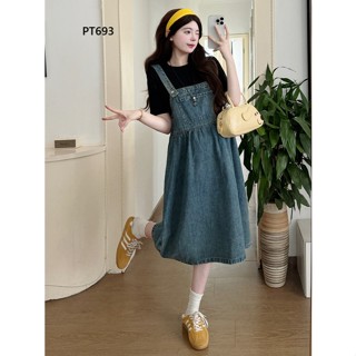  Set yếm bầu jeans xanh đậm kèm áo thun đen cho mẹ bầu thời trang hiện đại by Đầm Bầu Thỏ -PT693 