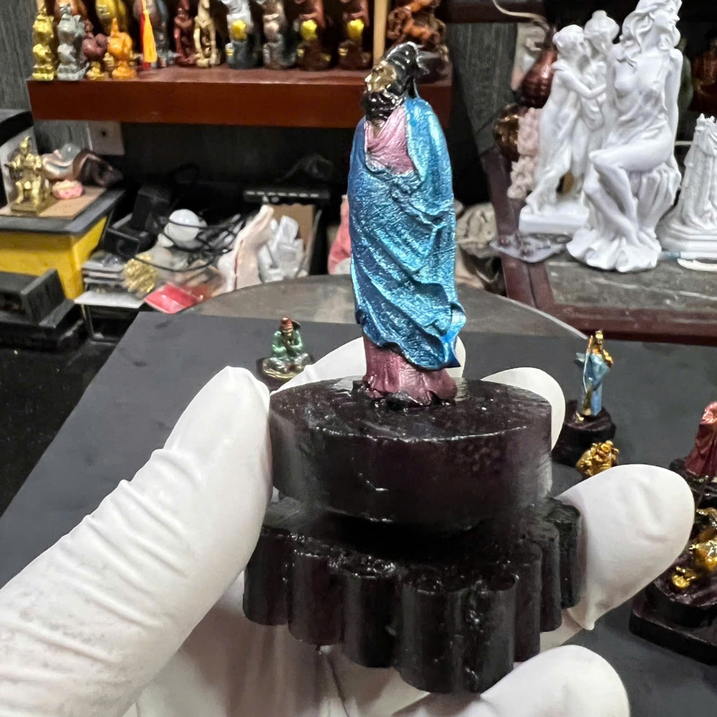 Tượng đồng mini . Tào tháo Gian hùng. cao 5 cm. vẽ chi tiết.