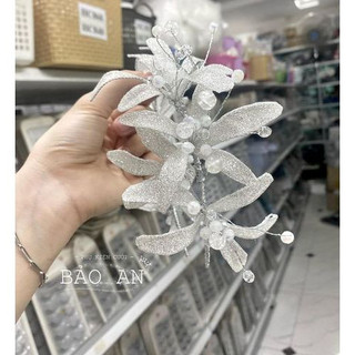 Bờm hoa cài tóc cô dâu xinh ki.m tuyế.n HC1034