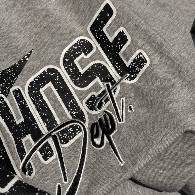 STARLIGHT TSHIRT - Áo thun ngôi in lụa kèm thêu Whose Studio | BigBuy360 - bigbuy360.vn