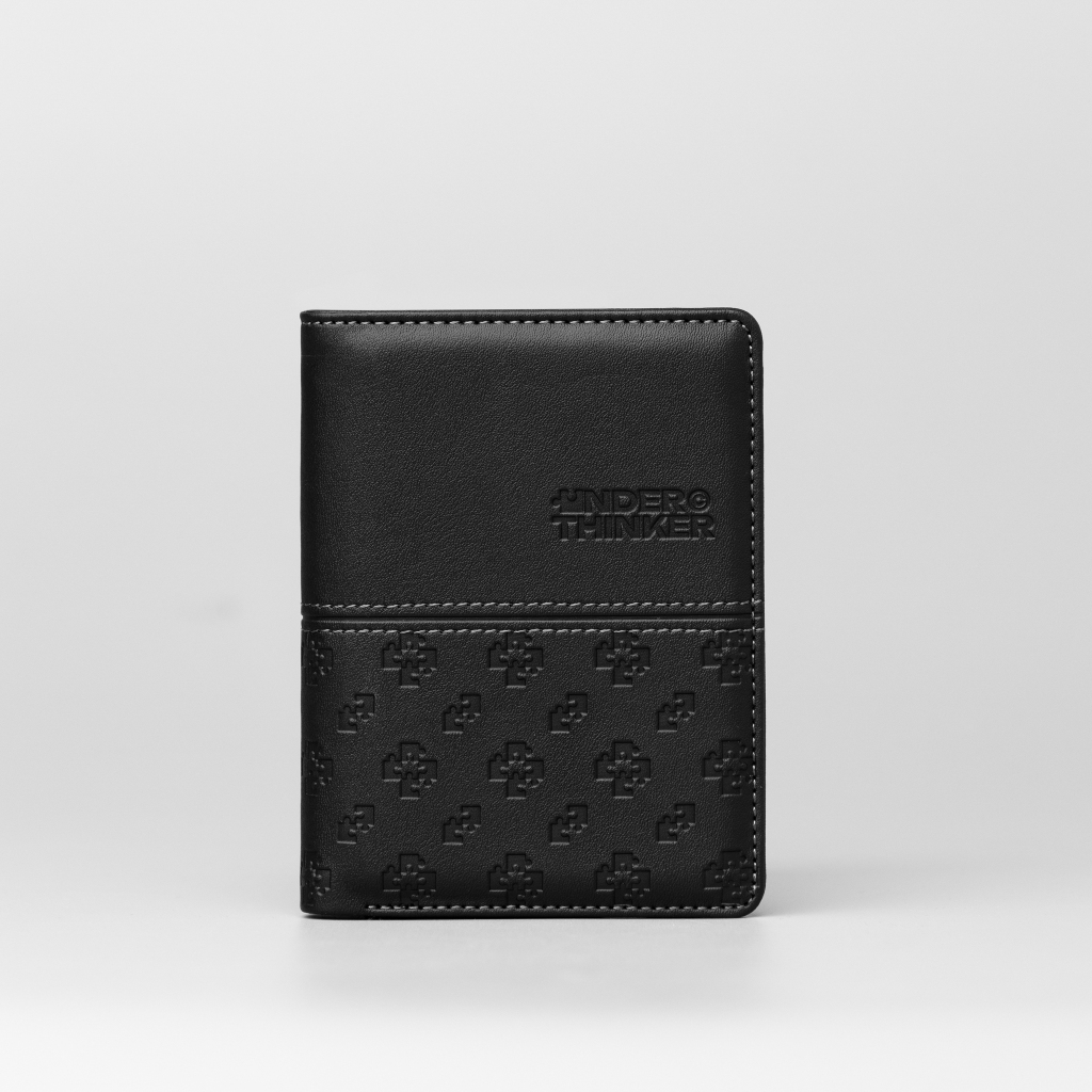 Ví Da Nam Monogram Riona Bóp Đứng Đựng Tiền Thẻ Da PU Dập Chìm Cao Cấp Chính Hãng | Under Thinker