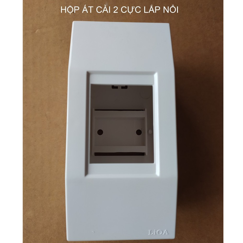 Hộp chứa MCB gắn nổi 4CC2 Lioa
