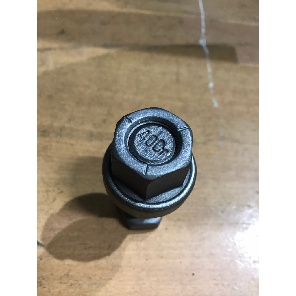 ỐC Tắc Kê trước 130 (R)  lắp ô tô phụ tùng máy móc nông nghiệp hùng lỳ