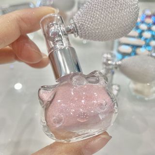 Phấn nhũ xịt lấp lánh Hello Kitty dễ thương – tạo hiệu ứng bắt sáng, làm nổi bật xương quai xanh, tăng độ quyến rũ