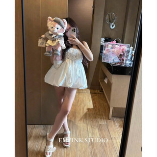 Đầm cúp ngực kèm chocker