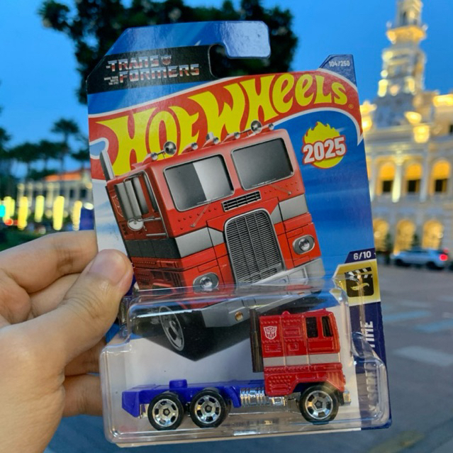 Mô hình xe Optimus Prime, Thủ lĩnh Transformer Dành cho nhà sưu tập quà tặng, Hàng mới nguyên tem