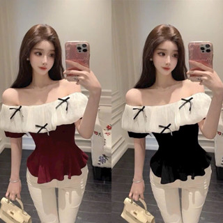 Áo croptop tiểu thư trễ vai viền voan bèo đính hoa dịu dàng A406