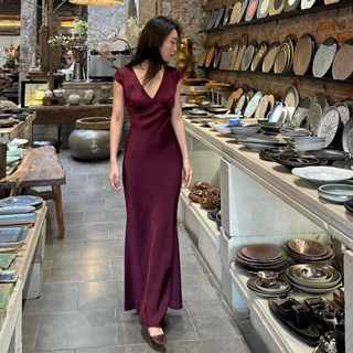 [Sẵn] Ella Dress| Đầm lụa maxi cổ V tay ngắn dáng đuôi cá xoè tôn dáng sang trọng, đi tiệc- may theo số đo