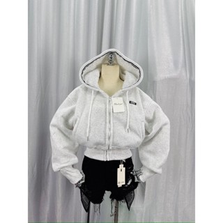 ÁO KHOÁC NỈ LỬNG NỮ CROPTOP CÓ NÓN RỘNG THÊU MIU