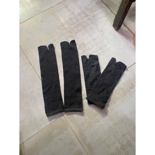 Vớ ngắn xám đậm( hai đôi)