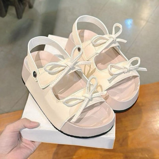 Sandal Nữ A30 2 quai nơ nhí (fom to lùi 1 size )đi được 2 kiểu xé dán tiện lợi cao 3cm da lộn mềm êm mũi tròn