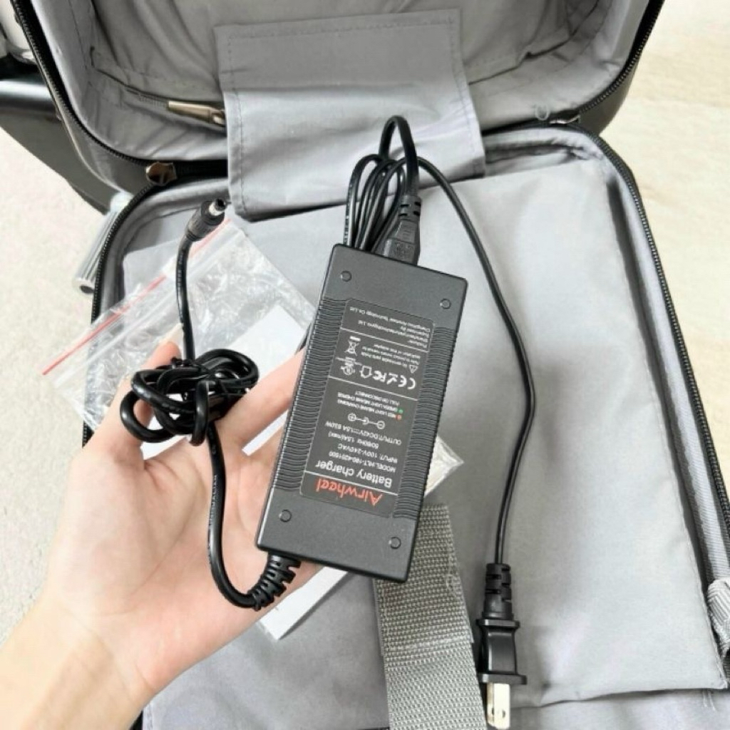 Adapter cắm điện củ sạc và Pin Battery Vali Điện Airwheel ngồi lái được SE3 SE3S SE3mini Power Bank