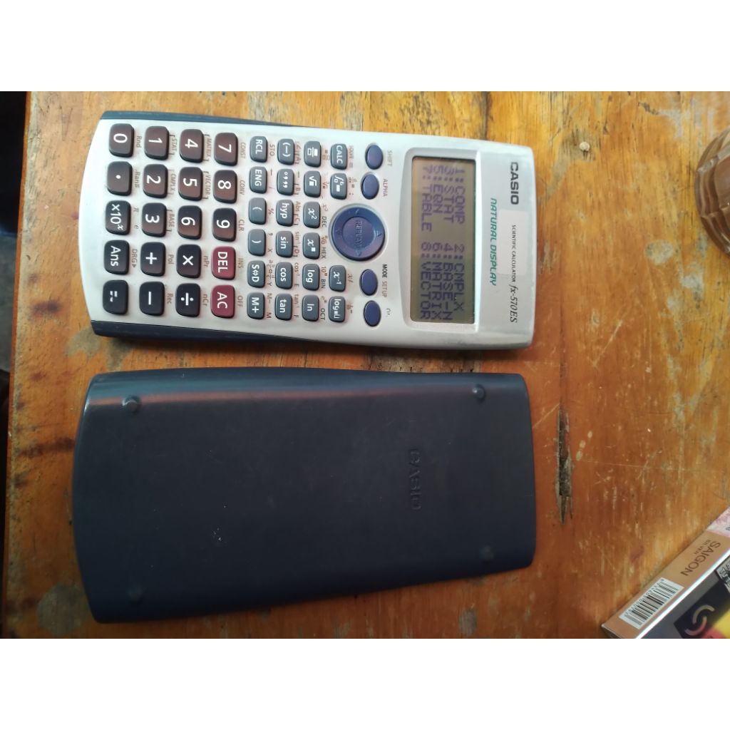 Máy tính Casio FX-570ES chính hãng Casio còn đẹp 😍. Hàng đã qua sử dụng, chính hãng nhập khẩu.