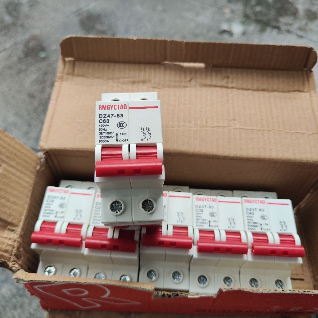 Aptomat 1 pha 2 cực 63A CB tép dân dụng dùng cho mọi nhà